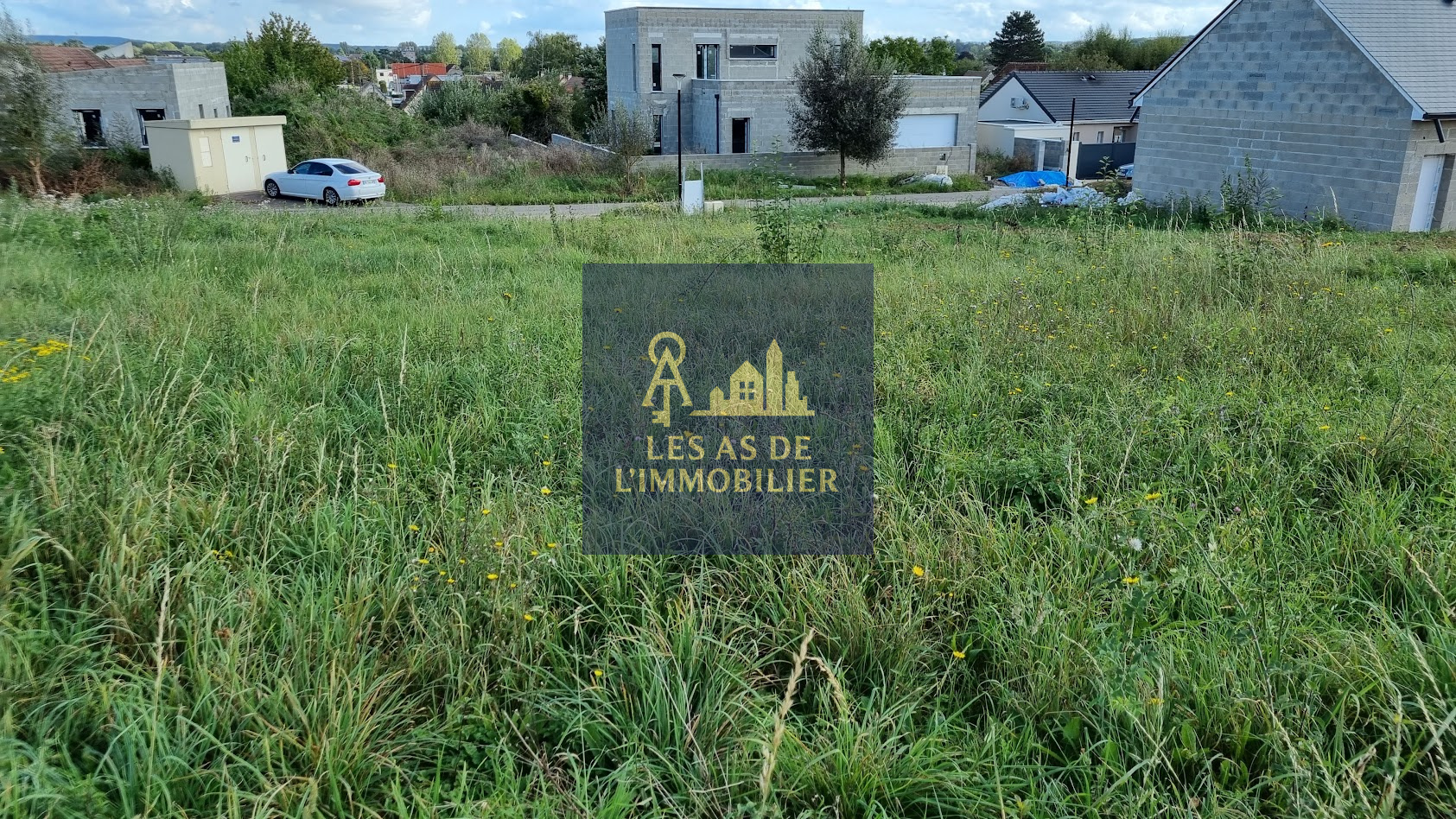 Terrain constructible à vendre à Val de reuil, 512 m² – photo 1 sur 2